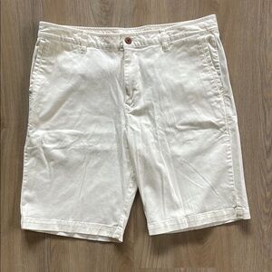 Tommy Bahama Cream Flat Front Men Shorts